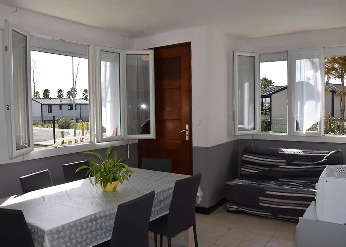 Apartment 6 Pers, Terrasse, Parking, Centre - Fr-1-387-158 *